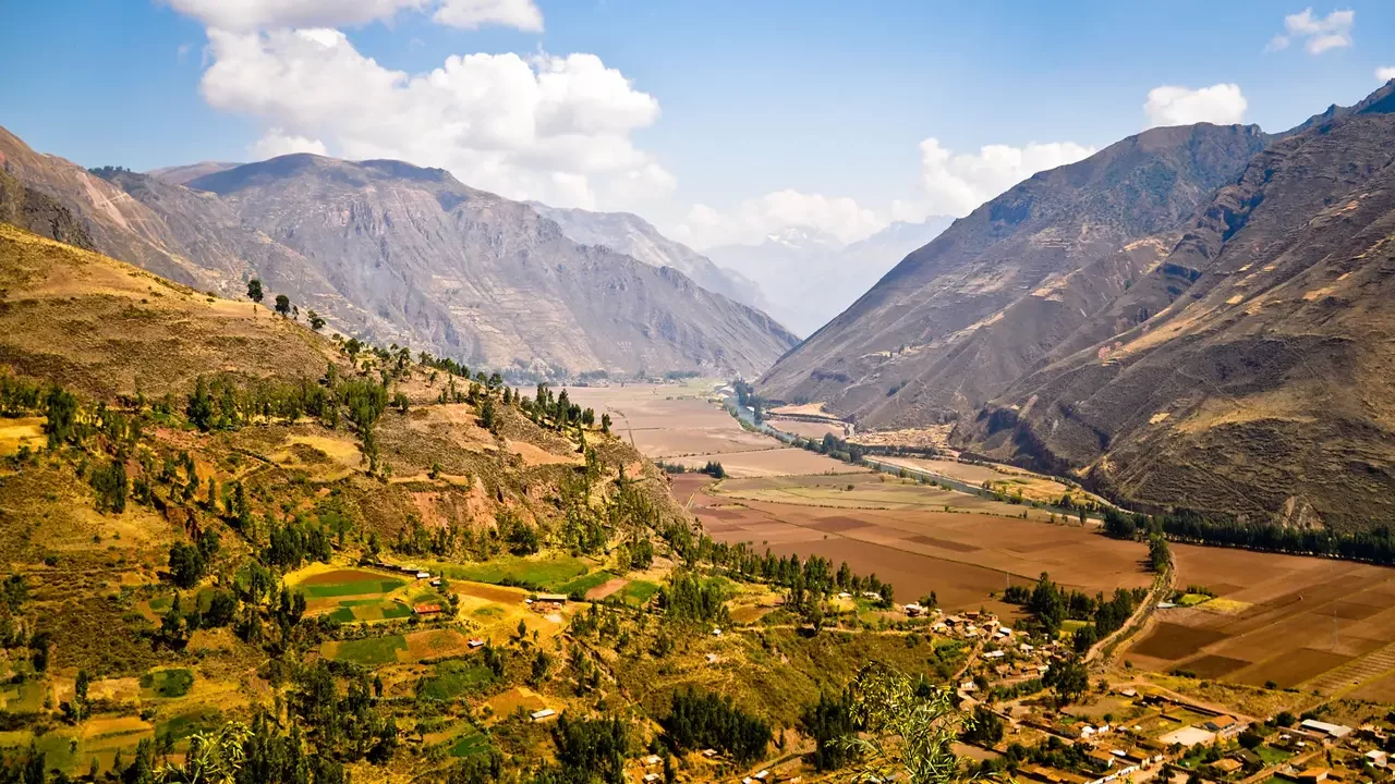Sacred Valley + Maras Moray Full Day Tour